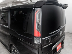 Минивэн Honda Stepwgn Spada 2016 года, 1875000 рублей, Красноярск