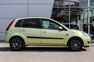 Хетчбэк Ford Fiesta 2006 года, 250000 рублей, Ярославль