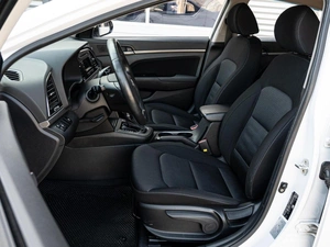 Седан Hyundai Elantra 2018 года, 1660000 рублей, Краснодар