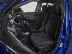 Седан Chevrolet Aveo 2013 года, 829000 рублей, Ростов-на-Дону