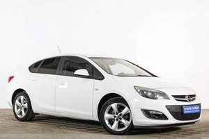 Седан Opel Astra 2012 года, 899000 рублей, Тюмень
