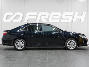 Седан Toyota Camry 2015 года, 2099000 рублей, Сургут