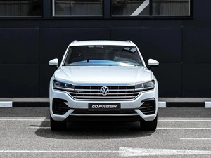 Внедорожник Volkswagen Touareg 2018 года, 3759000 рублей, Кирилловка