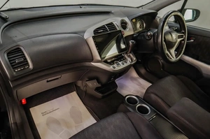 Минивэн Honda Stream 2009 года, 1109000 рублей, Челябинск