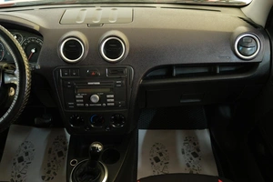 Хетчбэк Ford Fusion 2007 года, 489000 рублей, Омск