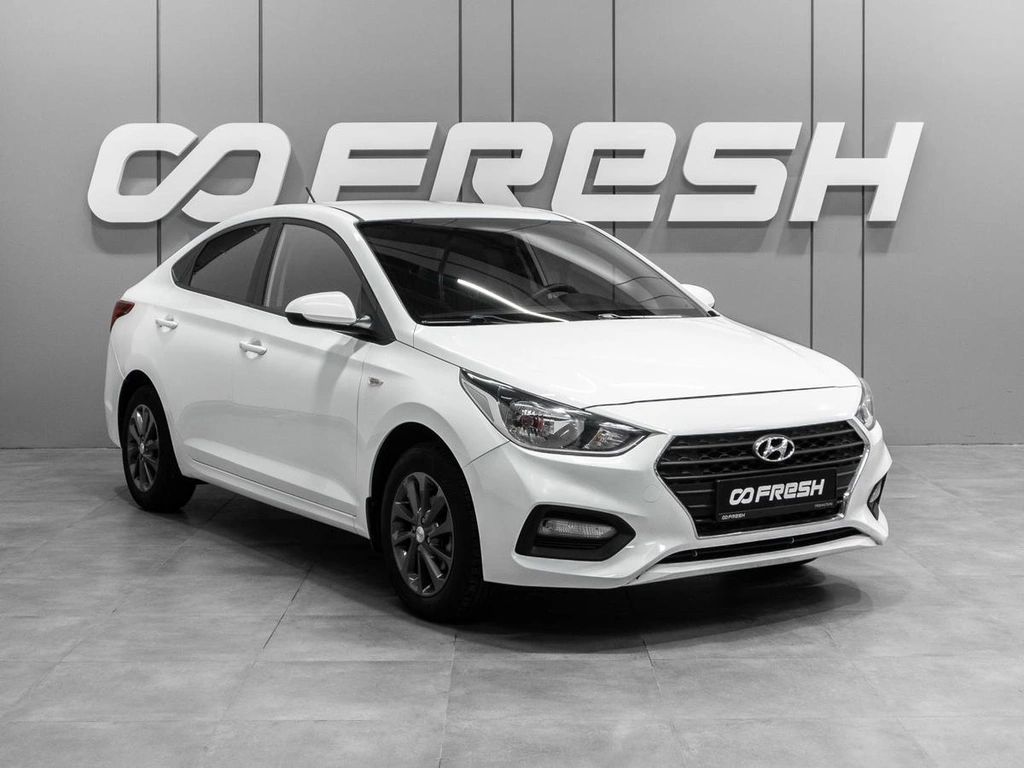 Седан Hyundai Solaris 2019 года, 1170000 рублей, Тюмень