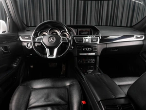 Седан Mercedes-benz E-класс 2013 года, 1749000 рублей, Тюмень