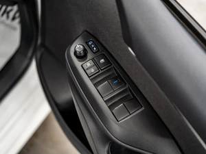 Хетчбэк Toyota Yaris 2020 года, 1230000 рублей, Красноярск