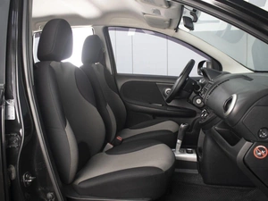 Хетчбэк Nissan Note 2013 года, 890000 рублей, Омск