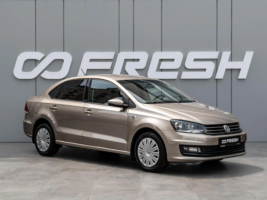 Седан Volkswagen Polo 2017 года, 1380000 рублей, Краснодар