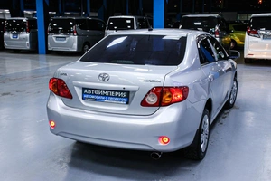 Седан Toyota Corolla 2008 года, 733000 рублей, Солонцы