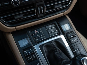 Внедорожник Porsche Macan 2019 года, 4550000 рублей, Краснодар