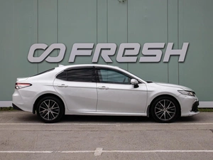 Седан Toyota Camry 2021 года, 2440000 рублей, Большой Сочи