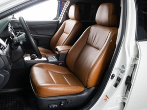 Седан Toyota Camry 2017 года, 2499000 рублей, Тюмень