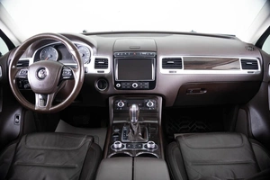 Внедорожник Volkswagen Touareg 2015 года, 3200000 рублей, Пермь