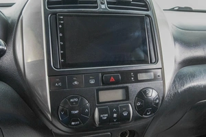 Внедорожник Toyota RAV4 2004 года, 849000 рублей, Барнаул