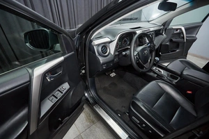 Внедорожник Toyota RAV4 2015 года, 1837000 рублей, Красноярск