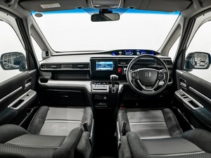 Минивэн Honda Stepwgn Spada 2019 года, 2250000 рублей, Красноярск