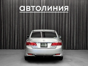 Седан Honda Accord 2014 года, 1899000 рублей, Красноярск