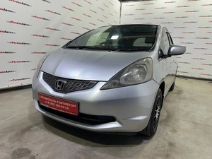 Хетчбэк Honda Fit 2009 года, 529000 рублей, Красноярск