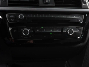 Седан BMW 3 серия 2017 года, 2675000 рублей, Красный Пахарь