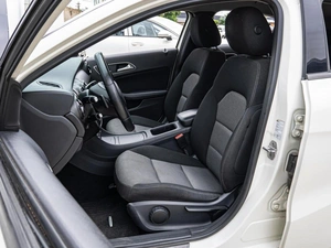 Хетчбэк Mercedes-benz A-класс 2013 года, 1295000 рублей, Краснодар
