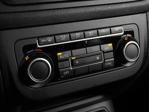 Хетчбэк Volkswagen Golf Plus 2013 года, 889000 рублей, Воронеж