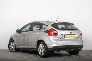 Хетчбэк Ford Focus 2012 года, 1029000 рублей, Томск
