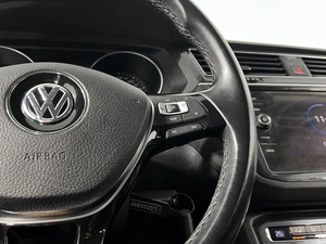 Внедорожник Volkswagen Tiguan 2020 года, 2299000 рублей, Казань