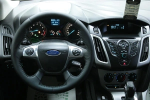 Хетчбэк Ford Focus 2013 года, 798000 рублей, Солонцы