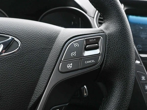 Внедорожник Hyundai Santa Fe 2013 года, 1610000 рублей, Волгоград