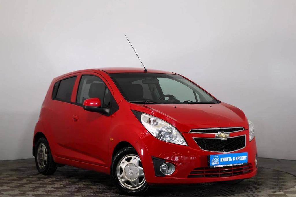Хетчбэк Chevrolet Spark 2011 года, 609000 рублей, Пермь