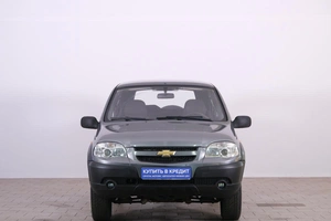 Внедорожник Chevrolet Niva 2010 года, 639000 рублей, Омск