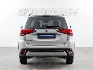Внедорожник Mitsubishi Outlander 2022 года, 2498999 рублей, Москва