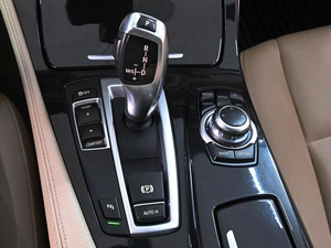 Седан BMW 5 серия 2014 года, 1699000 рублей, Аксай