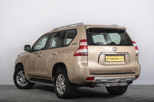 Внедорожник Toyota Land Cruiser Prado 2010 года, 2799000 рублей, Томск