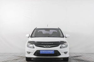 Хетчбэк Hyundai i30 2011 года, 599000 рублей, Кемерово