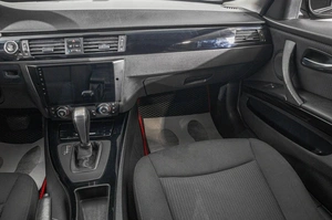 Седан BMW 3 серия 2010 года, 1049000 рублей, Барнаул