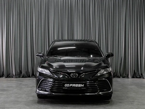 Седан Toyota Camry 2023 года, 3319000 рублей, Тюмень