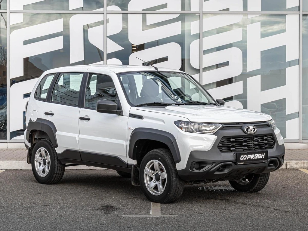 Внедорожник ВАЗ (LADA) Niva Travel 2024 года, 1075000 рублей, Краснодар