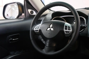 Внедорожник Mitsubishi Outlander 2008 года, 1319000 рублей, Омск