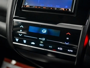 Хетчбэк Honda Fit 2018 года, 1200000 рублей, Красноярск