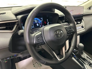 Внедорожник Toyota Corolla Cross 2024 года, 2890000 рублей, Красноярск