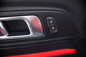 Кабриолет Ford Mustang 2021 года, 3699000 рублей, Пермь