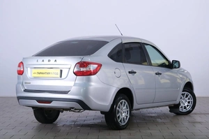 Седан ВАЗ (LADA) Granta 2019 года, 639000 рублей, Омск