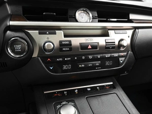 Седан Lexus ES 2012 года, 1954000 рублей, Ставрополь