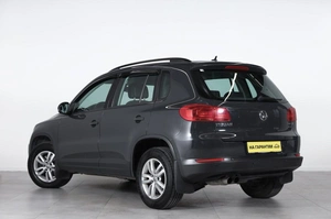 Внедорожник Volkswagen Tiguan 2014 года, 1799000 рублей, Новосибирск