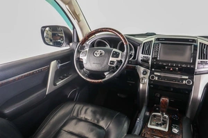 Внедорожник Toyota Land Cruiser 2012 года, 3339000 рублей, Пермь