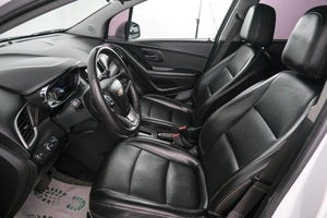 Внедорожник Chevrolet Trax 2020 года, 1599000 рублей, Красноярск