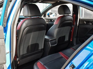 Седан Hyundai Avante 2017 года, 1548000 рублей, Краснодар